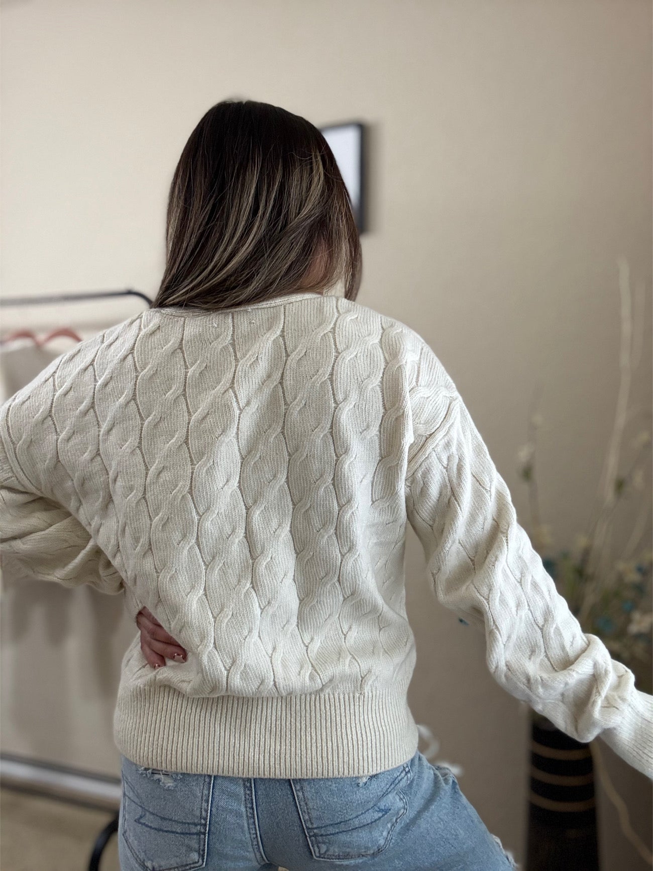 Cable Knit Button-Up Cardigan – Classic & Cozy
