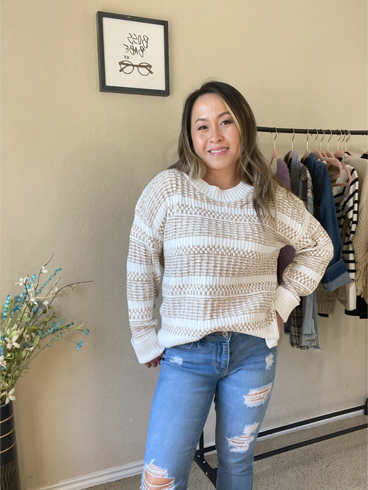 Textured Knit Sweater – Cream & Tan