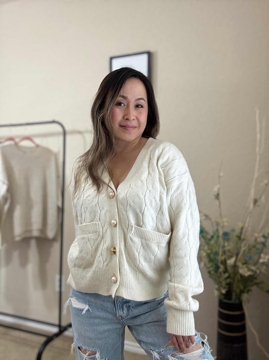 Cable Knit Button-Up Cardigan – Classic & Cozy