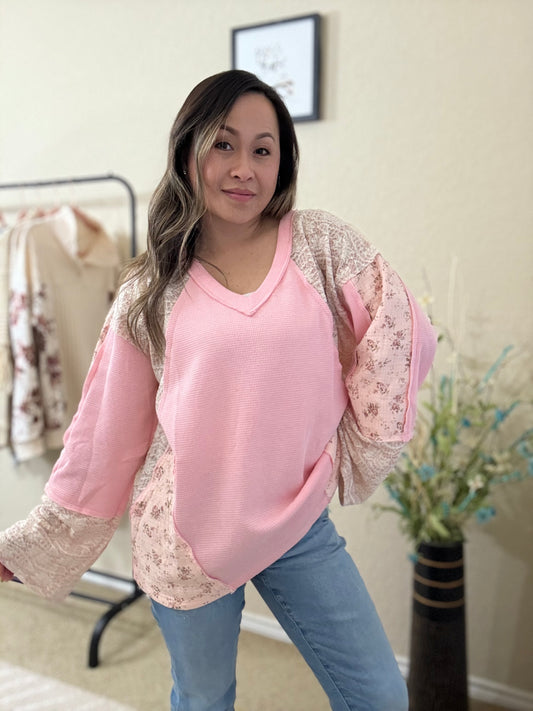 Pink Long Sleeve Contrast Flower Thermal Knit Top – Roomy Fit