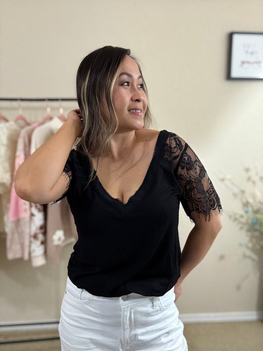 Kiara 1/2 Lace Sleeve V-Neck Tee Shirt – Black