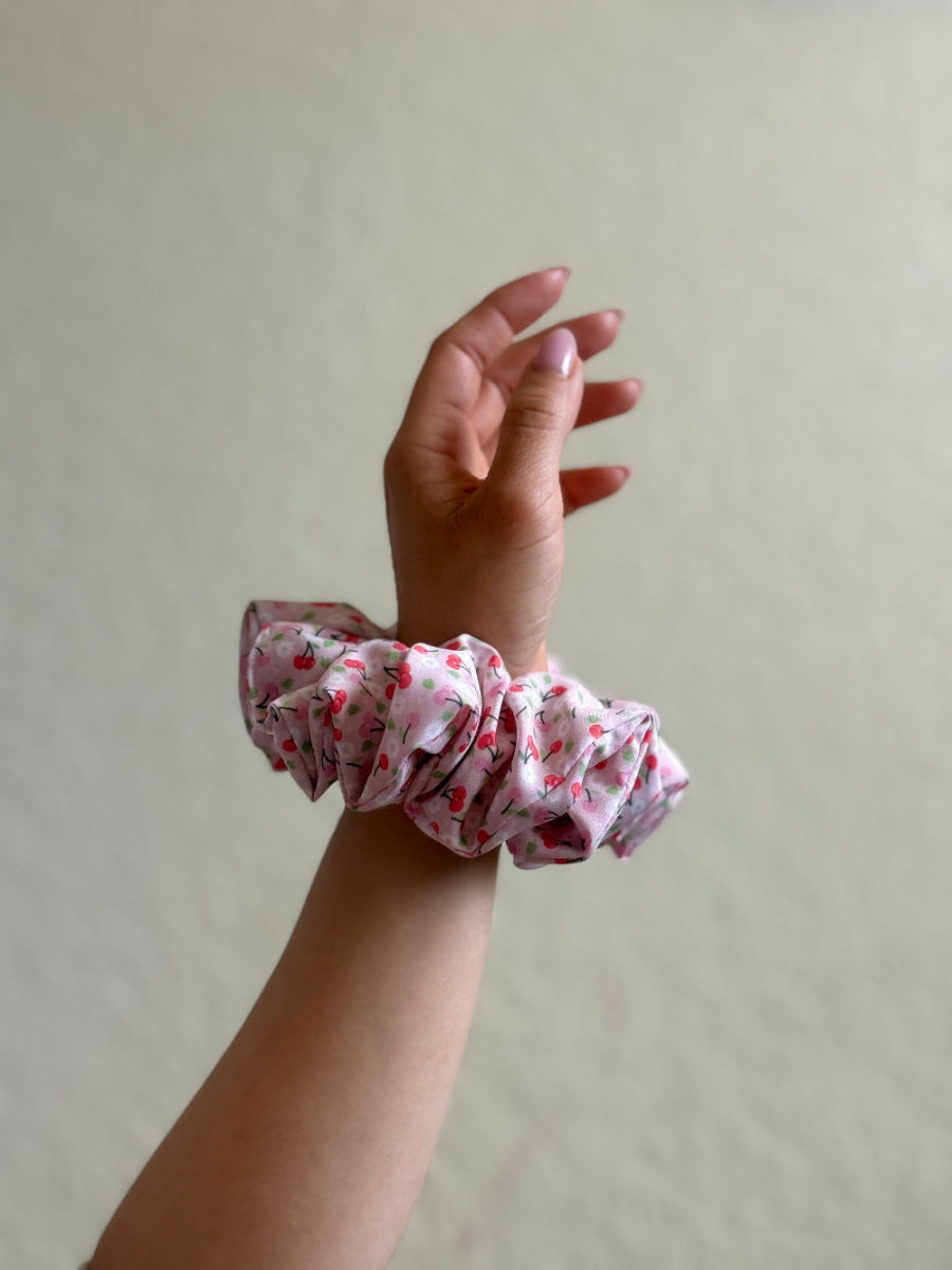 Cherry Blossom Kiss Scrunchie-MIDI
